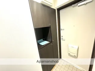 ファルコン寿北【1階】の玄関