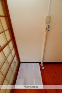 西原台ハイツ【1階】の内装