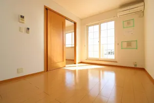 Y’Sコート壱番館 Ⅰ【2階】の内装