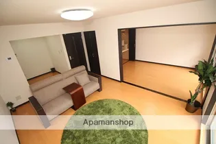 アルカンシエル【3階】の居間