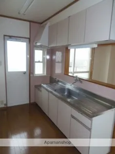 サムシングビル【3階】のキッチン