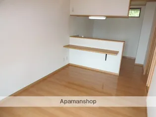 メープルタウン【2階】の居間