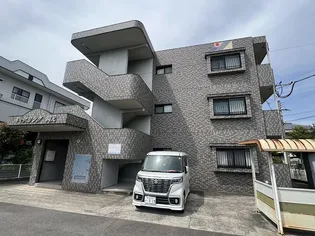 キャスリング岡元【1階】の外観