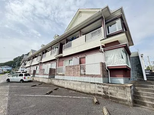 鹿児島県霧島市国分新町2丁目【アパート】の外観