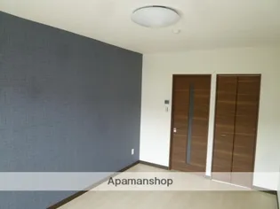 TIーDA二本木【103号室】の居間