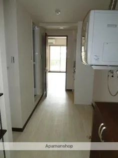 TIーDA二本木【103号室】の居間