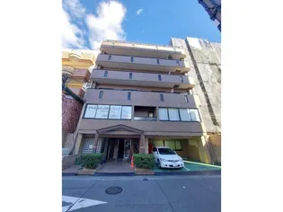 プレズントヨシダ【6階】の外観