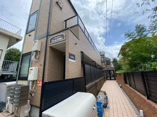 ルームズ中野A棟【1階】の外観