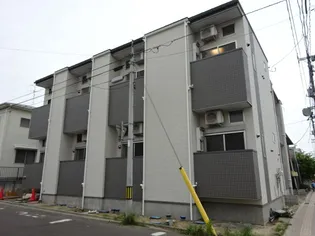 シャンペル中山の画像