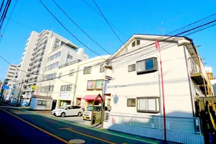 ウッデイヒルズ【2階】の外観