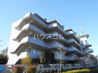 グレース成城 C棟【1階】の外観