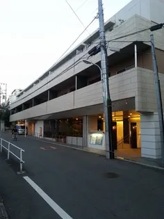 プラチナコート広尾【5階】の外観