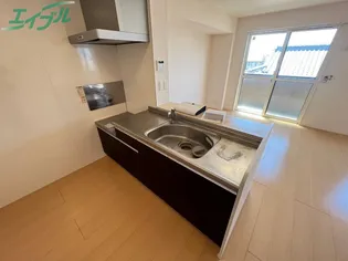 ラトゥール【2階】のキッチン