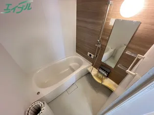 ラトゥール【2階】の風呂