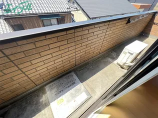 ラトゥール【2階】の内装