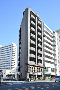 東京都新宿区大久保2【マンション】の外観