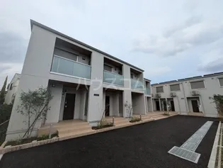 グラナーデ高井戸東【1階】の外観