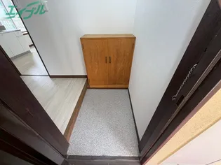 文化ハイツ【3階】の玄関