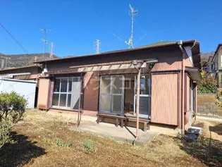 神奈川県伊勢原市坪ノ内【一戸建】の外観