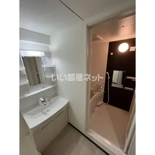 ハイマート屋島【10階】の内装