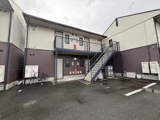 クローバー【2階】の外観