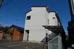 プラザ ドゥ エリーシャ【2階】の外観