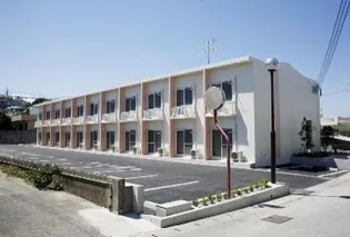 沖縄県うるま市字具志川【アパート】の外観