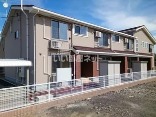 新潟県三条市下須頃【アパート】の外観