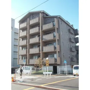 クラージュKAMAKURAYA【5階】の外観