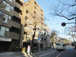 インテグラーレ哲学堂の画像