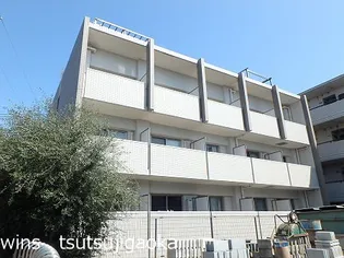 プチ・シェル【2階】の外観