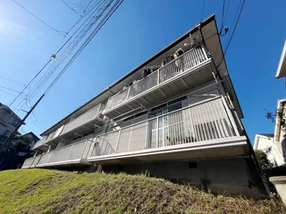 ホワイトサンプラザ【1階】の外観