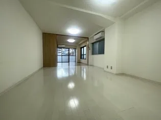 湯島ハイツ千梅【4階】の外観