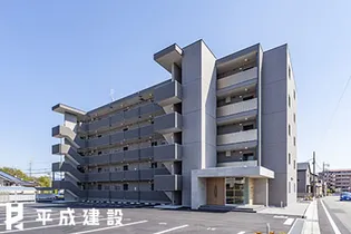 ルシール クルスの画像