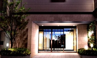 東京都新宿区四谷坂町【マンション】の外観