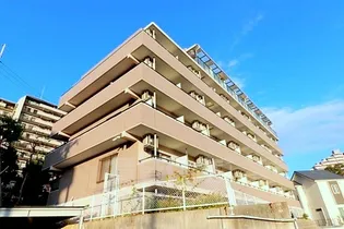 大阪府吹田市千里山竹園1【マンション】の外観