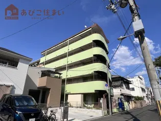 パルミエールおりおの公園【1階】の外観
