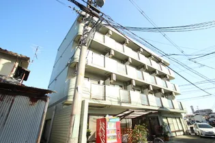 リンダーホフ【3階】の外観