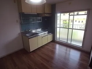 スロープトンハイツ【4階】のキッチン