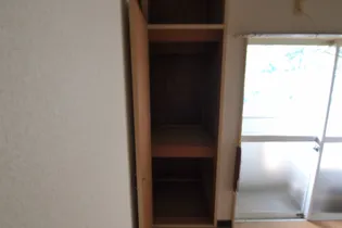 モアハイツ石丸【2階】の内装