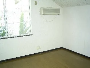 プロミネントII【1階】の居間