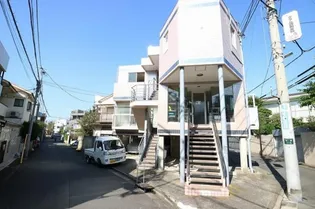 東京都中野区中野1【マンション】の外観