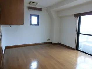 大通りハイツ【9階】の居間