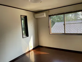 アンパサンド【2階】の居間