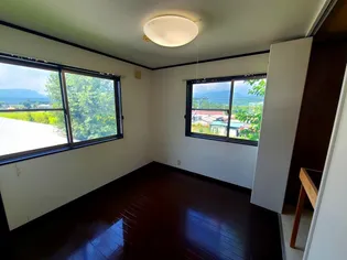 アンパサンド【2階】の内装