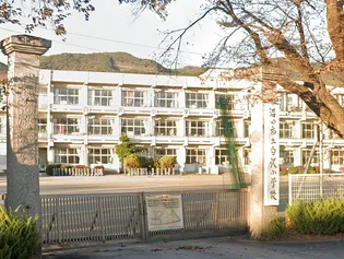 アンパサンド【2階】の周辺