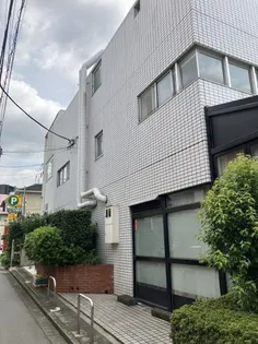 サワタカビルの外観