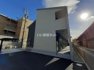 響【2階】の外観