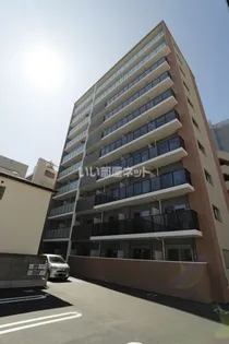 ルーカスいづろの画像