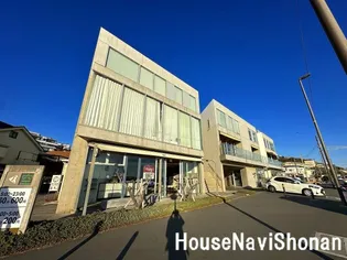 WEEKEND HOUSE ALLEYの画像